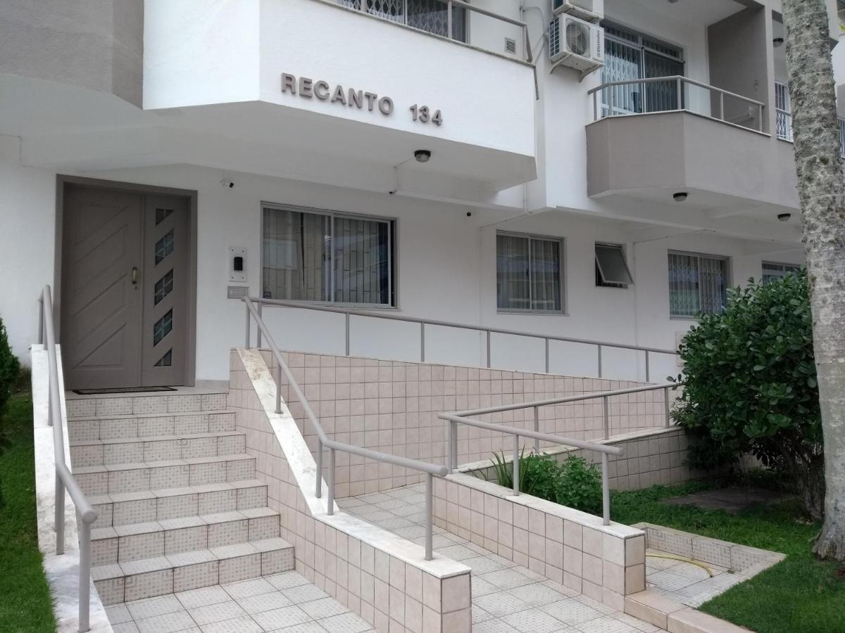 Apto Na Praia De 1 Dormitorio Com Vista Pro Mar A Poucos Passos Da Areia Appartement Florianópolis Buitenkant foto