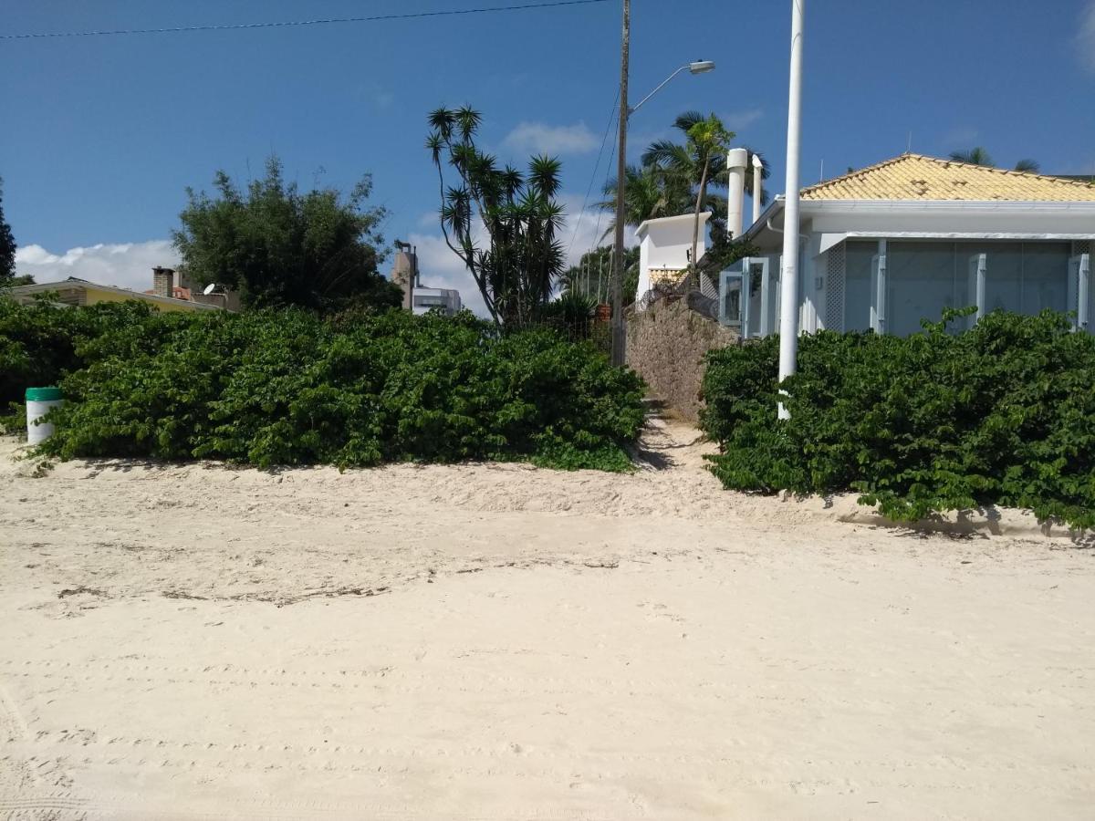 Apto Na Praia De 1 Dormitorio Com Vista Pro Mar A Poucos Passos Da Areia Appartement Florianópolis Buitenkant foto