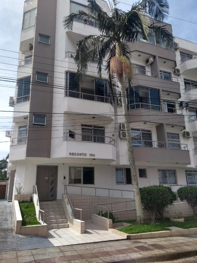 Apto Na Praia De 1 Dormitorio Com Vista Pro Mar A Poucos Passos Da Areia Appartement Florianópolis Buitenkant foto